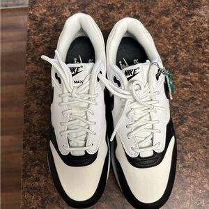 Nike Air Max 1 Black Gum White